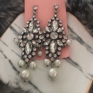 Chandelier rhinestone and pearl earrings